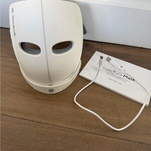 Therabody White Skincare Mask